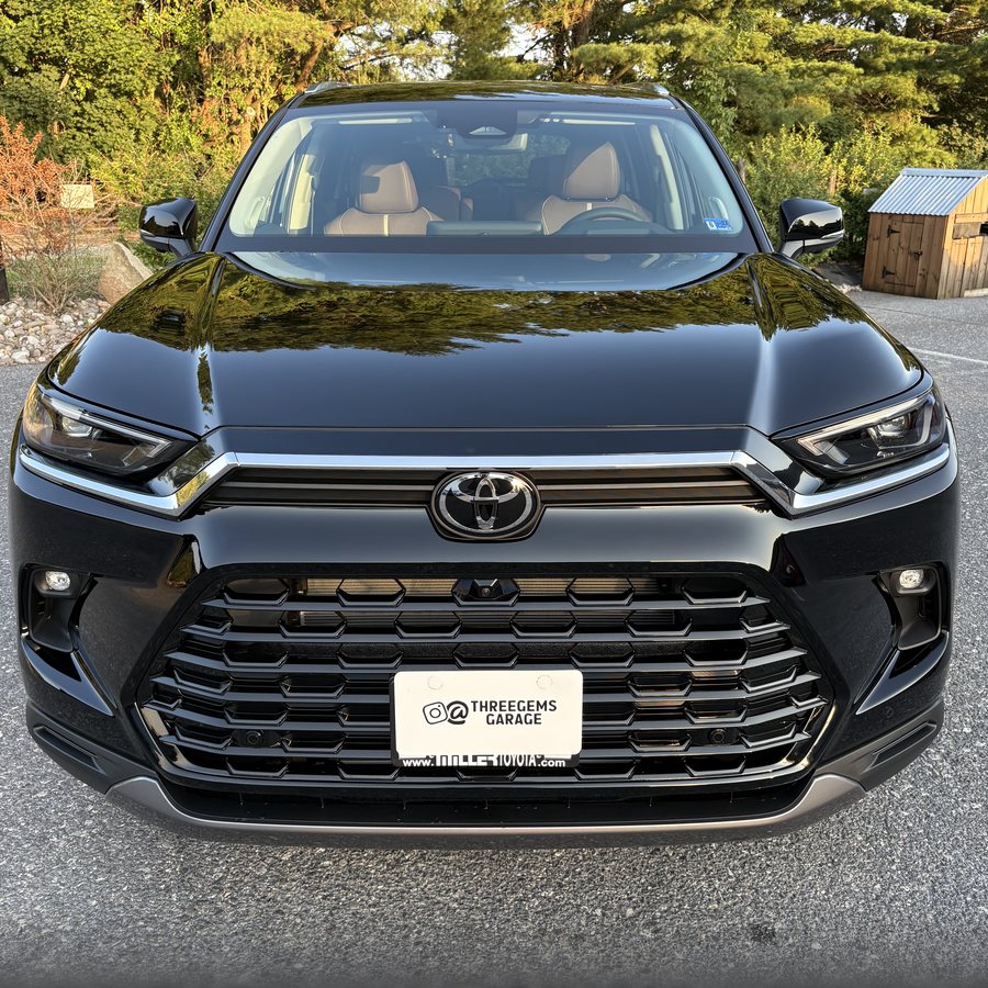 Toyota Grand Highlander after ceramic coating — glossy, protected finish